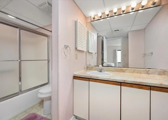 Beautiful Oceanfront 3 Bedroom Rainbow With Outdoor Pool! Hébergement de vacances *