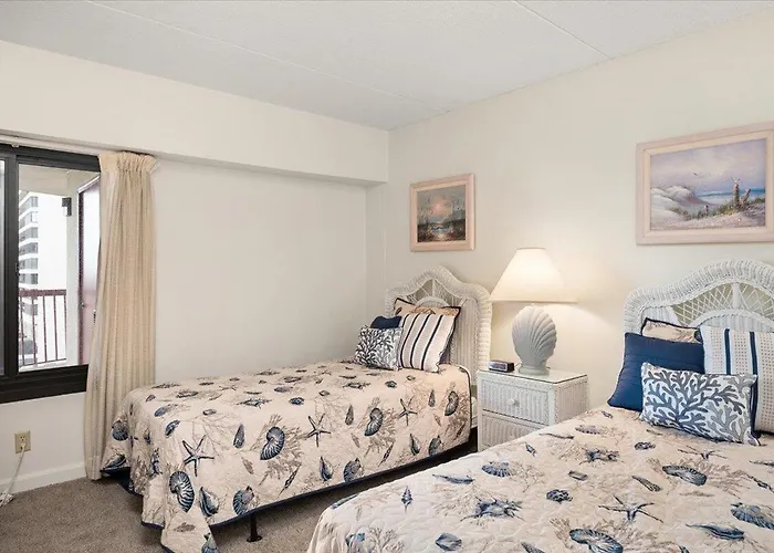 Hébergement de vacances Beautiful Oceanfront 3 Bedroom Rainbow With Outdoor Pool! *