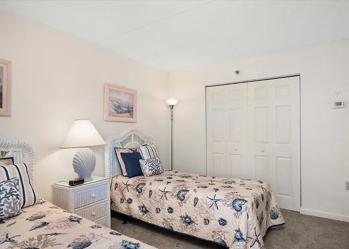 Beautiful Oceanfront 3 Bedroom Rainbow With Outdoor Pool! Hébergement de vacances